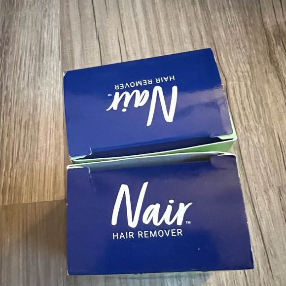 Nair Hair Remover Sensitive Formula Bikini Cream Hair Removal, 1.7 Oz- 2 Pack - Picture 4 of 8